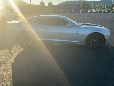 Used 2013 Chevrolet Camaro LT w/ RS Package RWD image 4