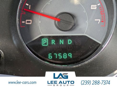 Used 2013 Dodge Avenger SE image 21