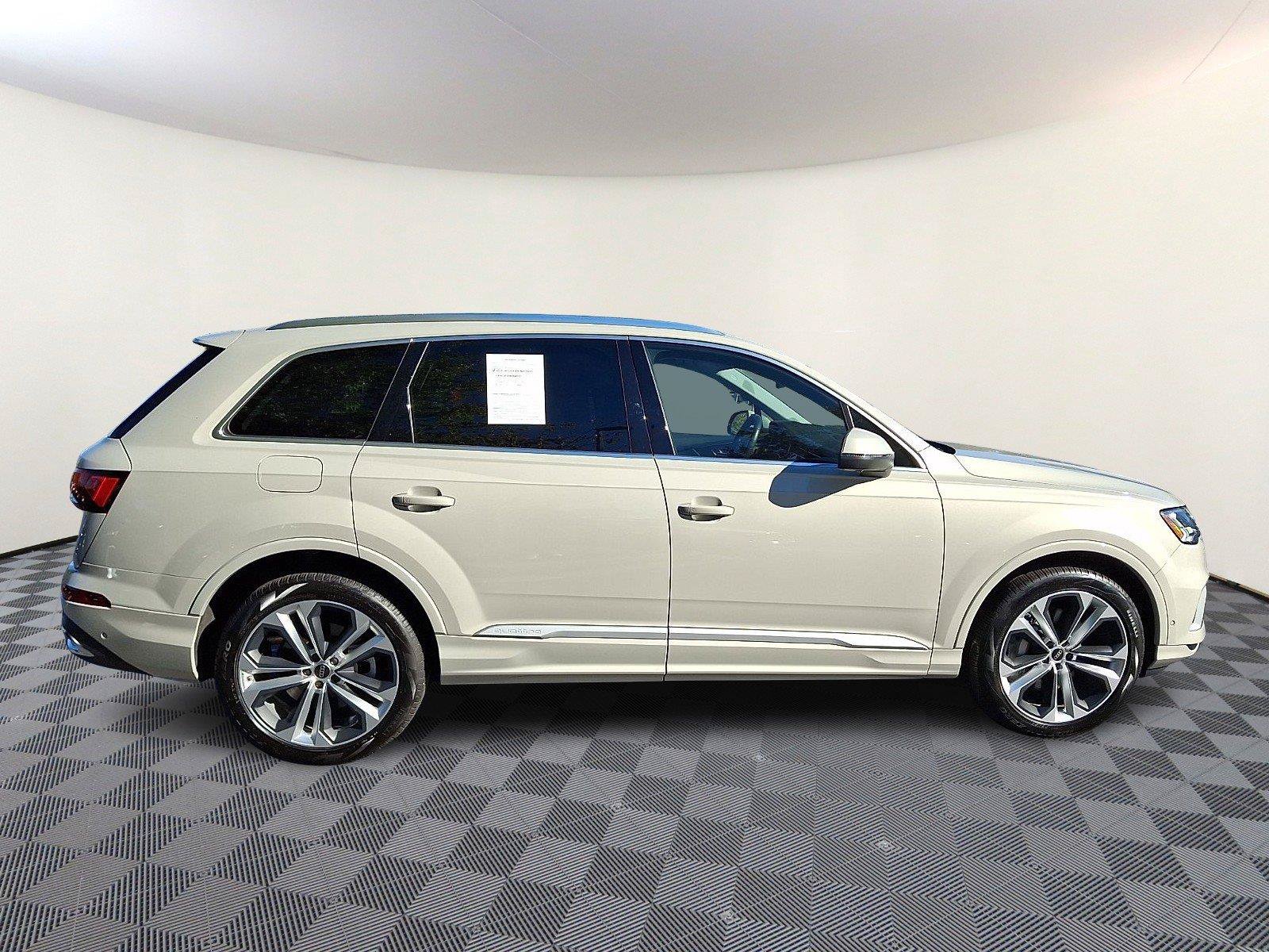 Used 2023 Audi Q7 3.0T Premium Plus w/ Premium Plus Package AWD/4WD image 7