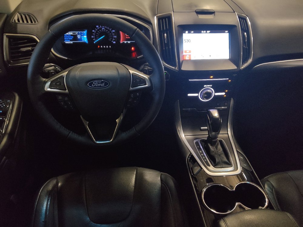 Used 2018 Ford Edge Titanium w/ Equipment Group 302A AWD/4WD image 22