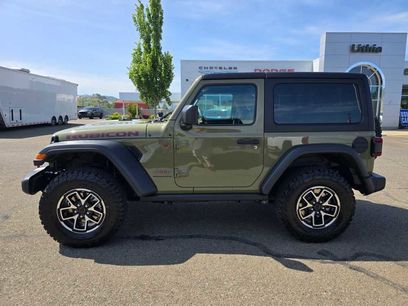 New 2025 Jeep Wrangler Rubicon w/ Convenience Group