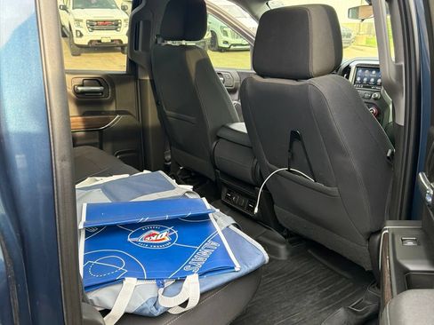 Used 2019 Chevrolet Silverado 1500 RST AWD/4WD image 16