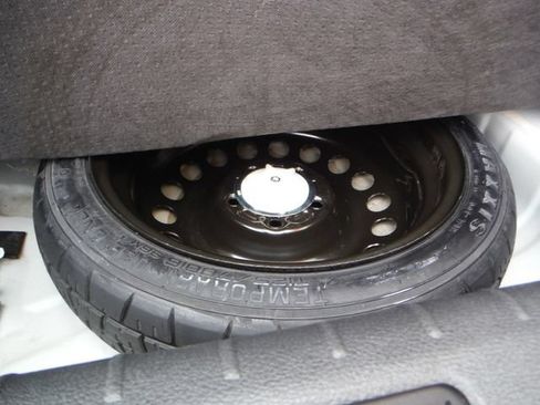 Used 2020 Nissan Sentra SV FWD image 36