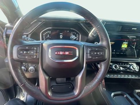 Used 2024 GMC Sierra 2500 AT4X image 32