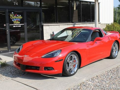 Used 2008 Chevrolet Corvette Coupe w/ Preferred Equipment Group image 3