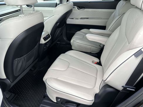 Used 2023 Hyundai Palisade Calligraphy w/ Cargo Package FWD image 16