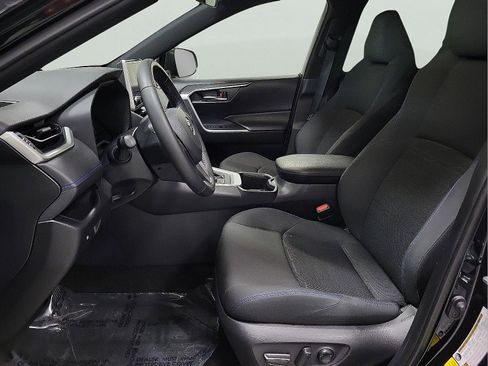 Certified 2023 Toyota RAV4 SE image 12