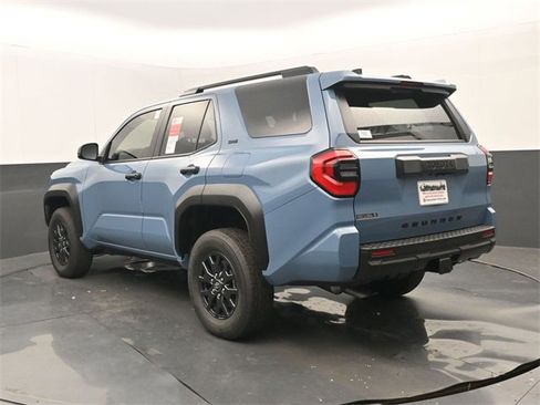 New 2026 Toyota 4Runner SR5 image 3