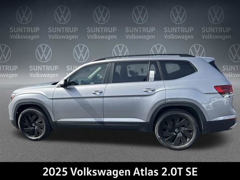New 2025 Volkswagen Atlas SE image 2