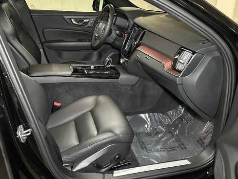 Used 2023 Volvo S60 T8 Plus w/ Protection Package Premier image 12