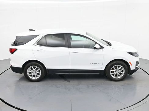Used 2024 Chevrolet Equinox LT image 12