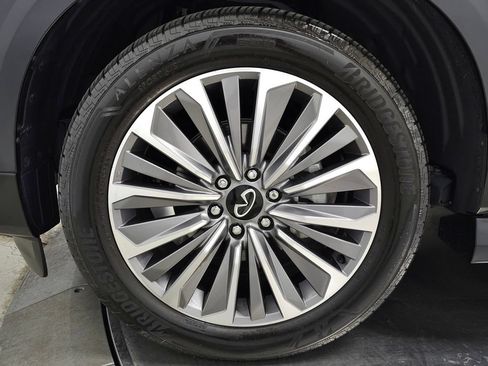 Used 2025 INFINITI QX80 Luxe AWD/4WD image 15