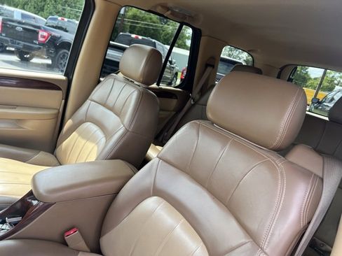Used 2003 GMC Envoy SLT image 22