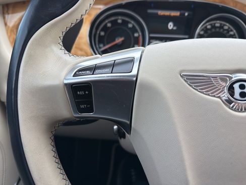 Used 2017 Bentley Continental GT image 33