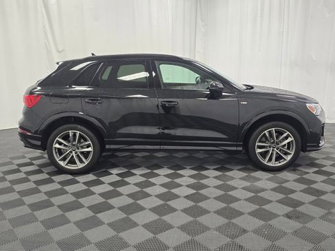 Used 2025 Audi Q3 2.0T Premium w/ Convenience Package image 7