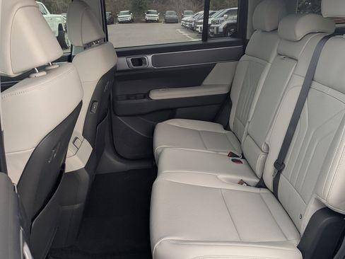 New 2026 Hyundai Santa Fe SEL FWD image 17