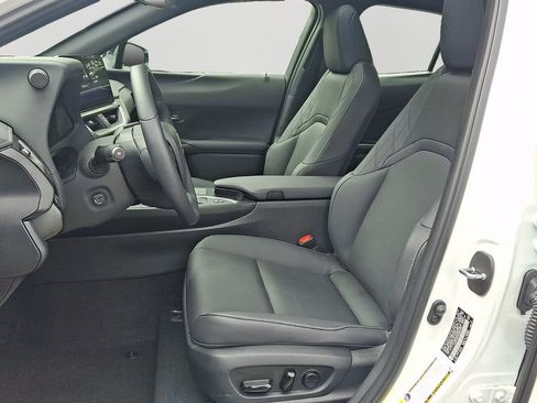 Used 2023 Lexus UX 250h AWD w/ Accessory Package (Z2) image 14