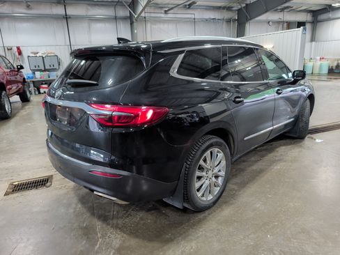 Used 2020 Buick Enclave Premium w/ Sun and Sites Package AWD/4WD image 3