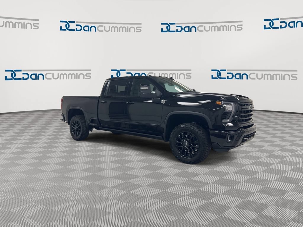 New 2026 Chevrolet Silverado 2500 High Country w/ Midnight Edition AWD/4WD image 2