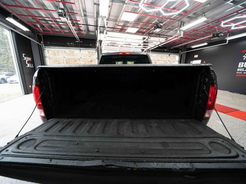 Used 2018 RAM 1500 Express w/ Express Value Package image 26