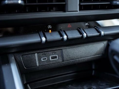 New 2026 Chevrolet Colorado Trail Boss AWD/4WD image 24