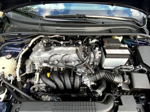 Used 2022 Toyota Corolla LE FWD image 29