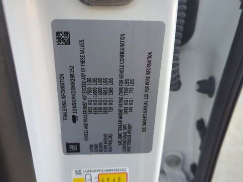 Certified 2021 Chevrolet Tahoe Z71 w/ Luxury Package image 35