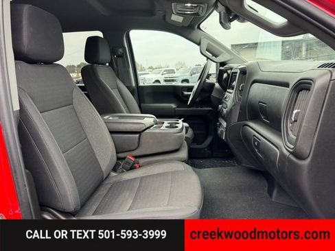 Used 2025 Chevrolet Silverado 2500 Custom w/ Custom Value Package image 8