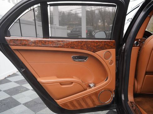 Used 2011 Bentley Mulsanne image 45