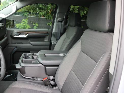 Used 2024 GMC Sierra 1500 Elevation w/ X31 Off-Road Package AWD/4WD image 13