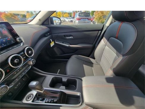 New 2025 Nissan Sentra SR w/ SR Premium Package image 27