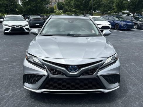 Used 2021 Toyota Camry XSE FWD image 9