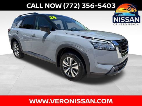 Certified 2024 Nissan Pathfinder SL FWD image 1