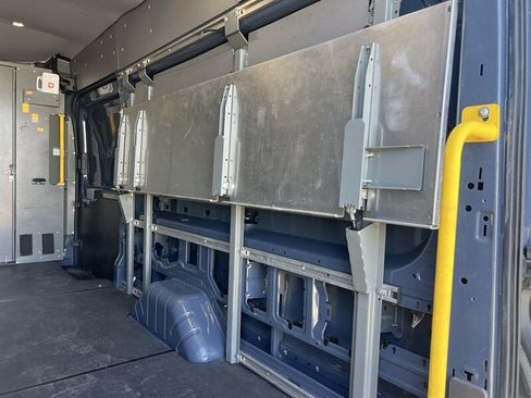 Used 2020 Ford Transit 250 148 High Roof Extended RWD image 10