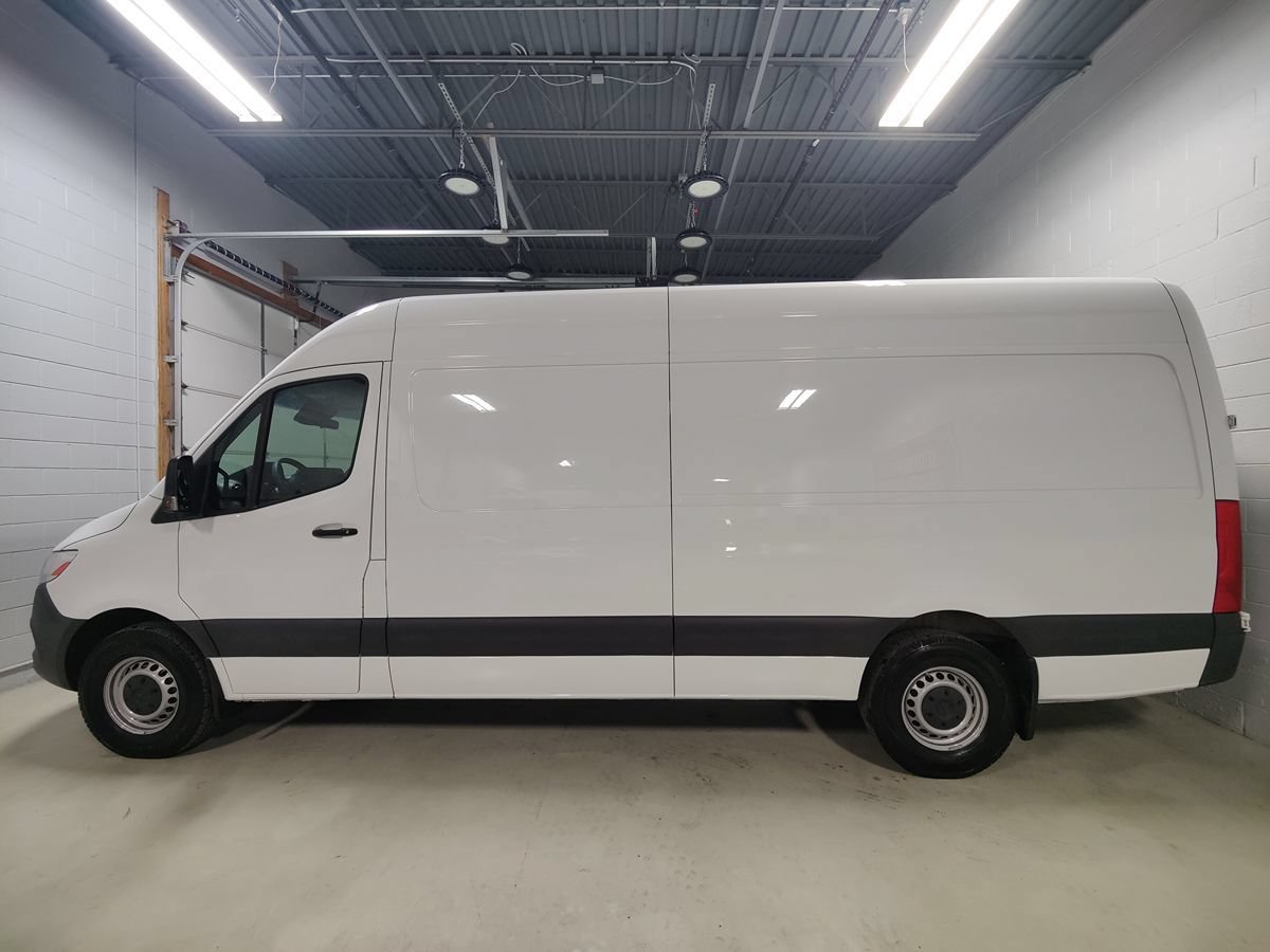 Used 2023 Mercedes-Benz Sprinter 2500 image 20