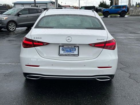 Used 2025 Mercedes-Benz C 300 4MATIC Sedan image 3
