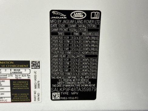 New 2026 Land Rover Range Rover SE AWD/4WD image 30