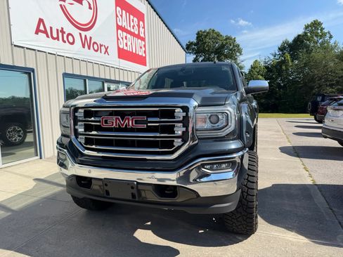 Used 2017 GMC Sierra 1500 SLT w/ SLT Premium Package AWD/4WD image 39