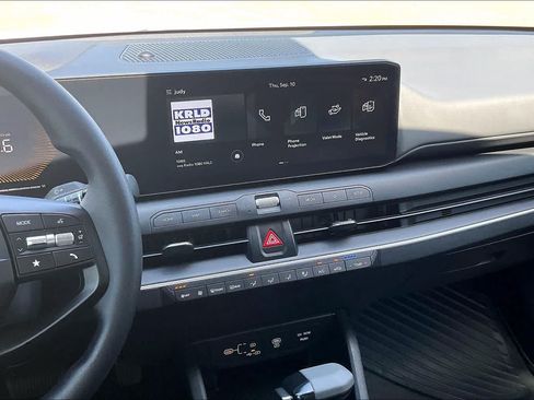 Certified 2025 Kia K4 FWD image 13