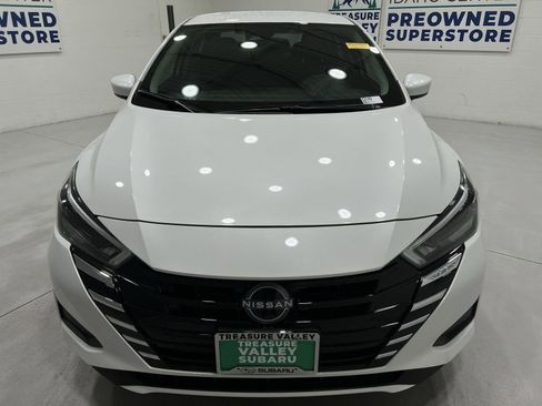 Used 2025 Nissan Versa SV w/ Trunk Package image 3