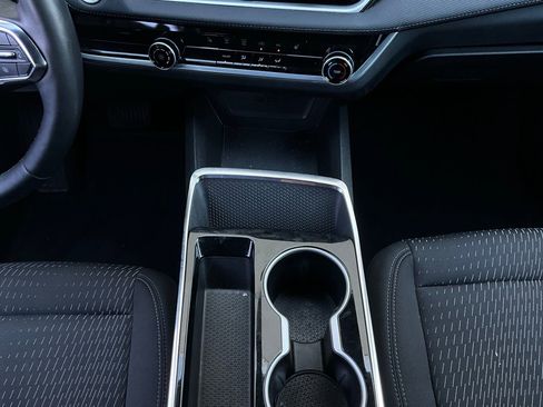 Used 2025 Chevrolet Equinox LT image 14