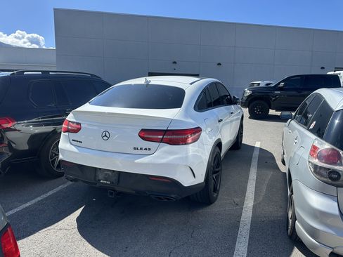 Certified 2019 Mercedes-Benz GLE 43 AMG 4MATIC Coupe image 4