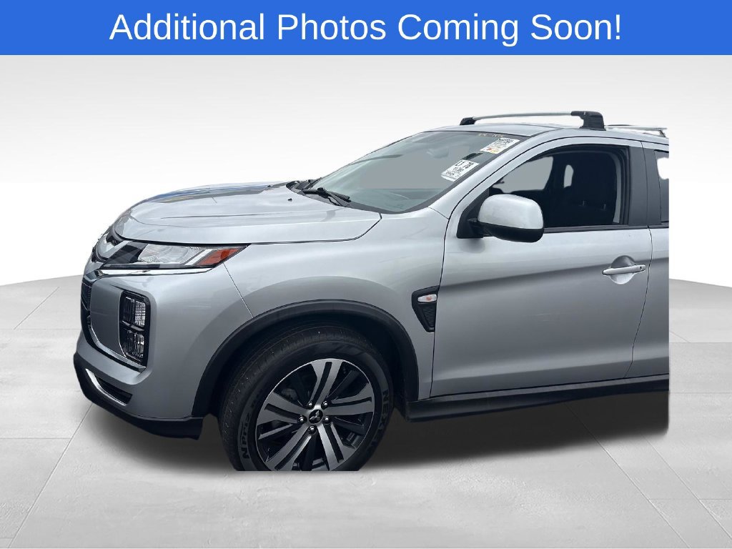 Used 2025 Mitsubishi Outlander Sport ES AWD/4WD image 3