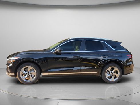 Used 2026 Genesis GV70 2.5T AWD/4WD image 3