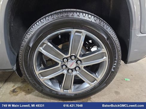 Used 2019 GMC Acadia Denali w/ Technology Package image 32