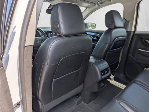 Used 2022 GMC Terrain AT4 AWD/4WD image 23