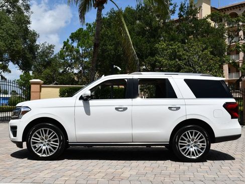 Used 2022 Ford Expedition Limited AWD/4WD image 30