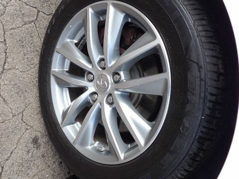 Used 2014 INFINITI Q50 Premium w/ Navigation Package image 5