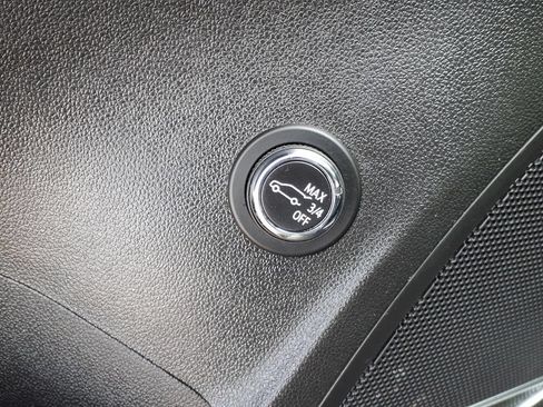 Used 2024 Buick Envision Preferred AWD/4WD image 16