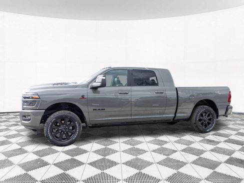 New 2026 RAM 2500 Laramie AWD/4WD image 8